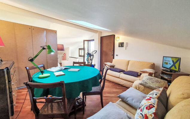 Rosie Holiday - Photo 22