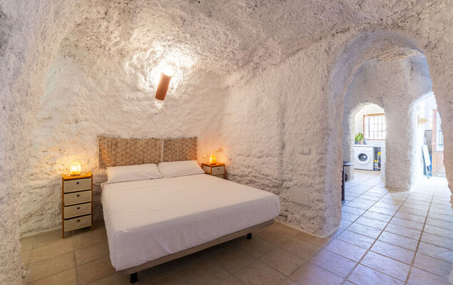 Cueva Maria Zambrano - Photo 4