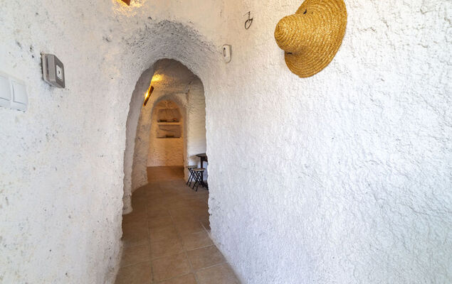 Cueva Maria Zambrano - Photo 26