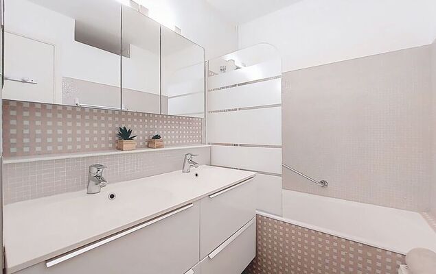 Le Bonaparte - Photo 19